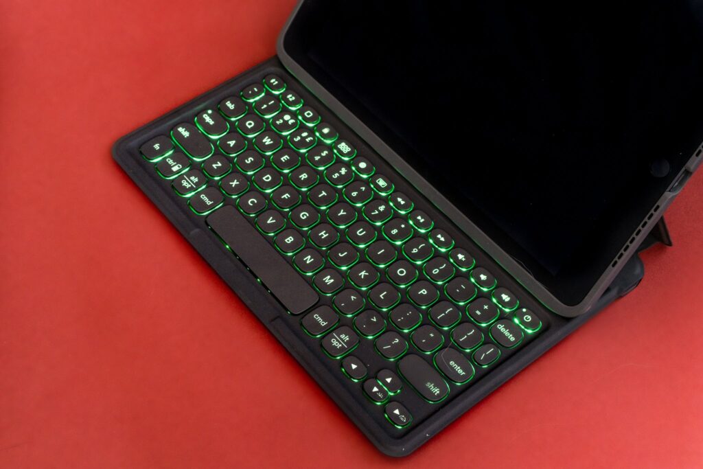 best ipad cover with keyboard