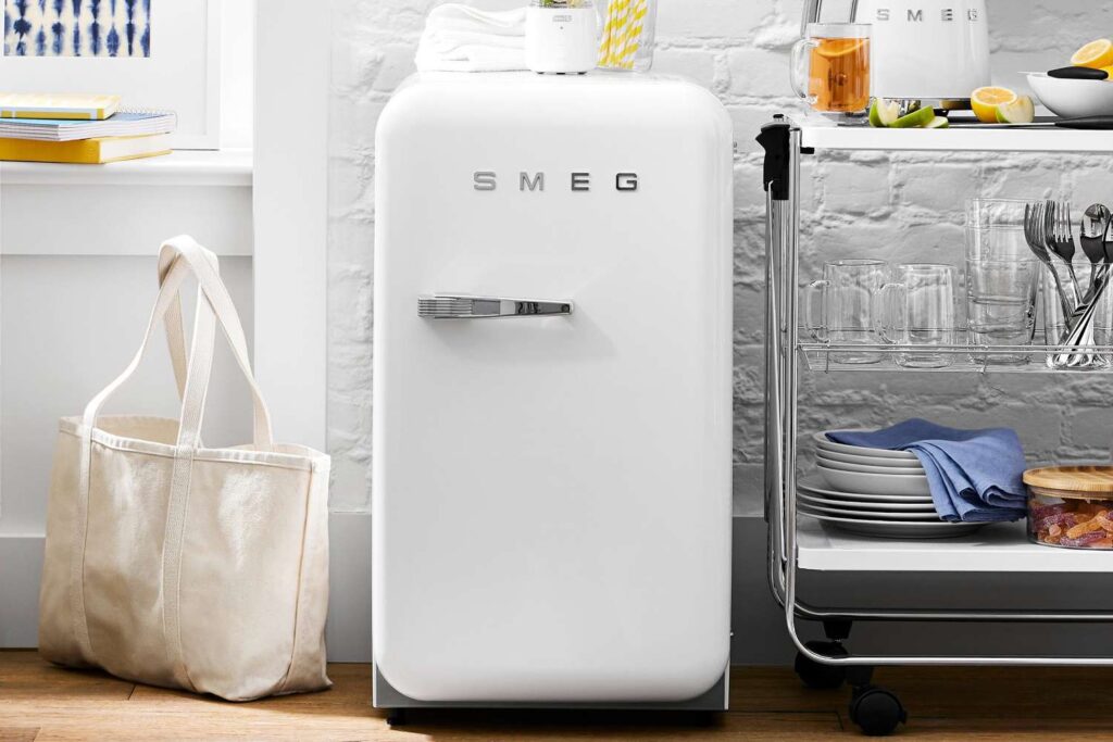 best mini fridge for bedroom